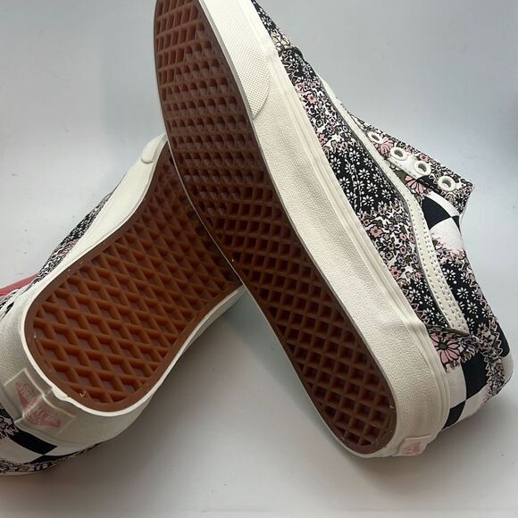 Vans Old Skool‎ Patchwork Floral Black & White Skate Shoes- NWT- men size 9 - Picture 6 of 7